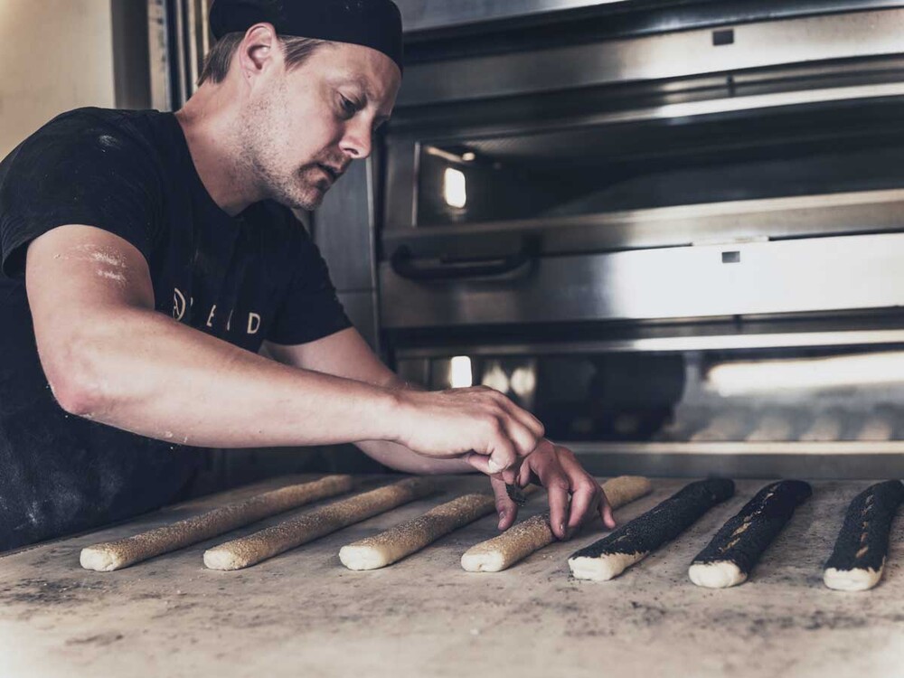Bagare Gustav Fagerman Artizan Bread i Karlstad, bageriutrustning och däckugn Sveba Dahlen